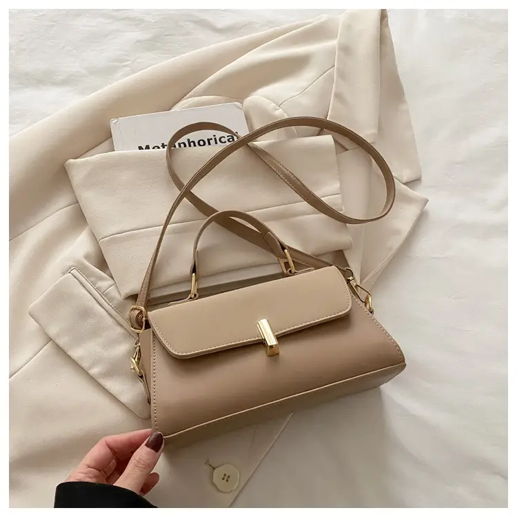 Black Textured Shoulder Bag for Women 2025 — feature 25
