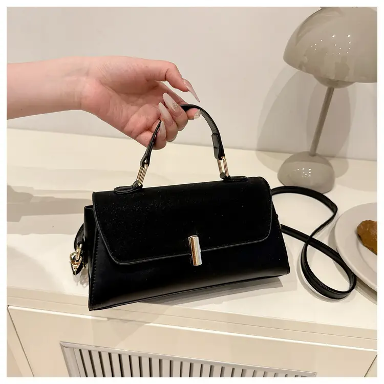 Black Textured Shoulder Bag for Women 2025 — feature 8