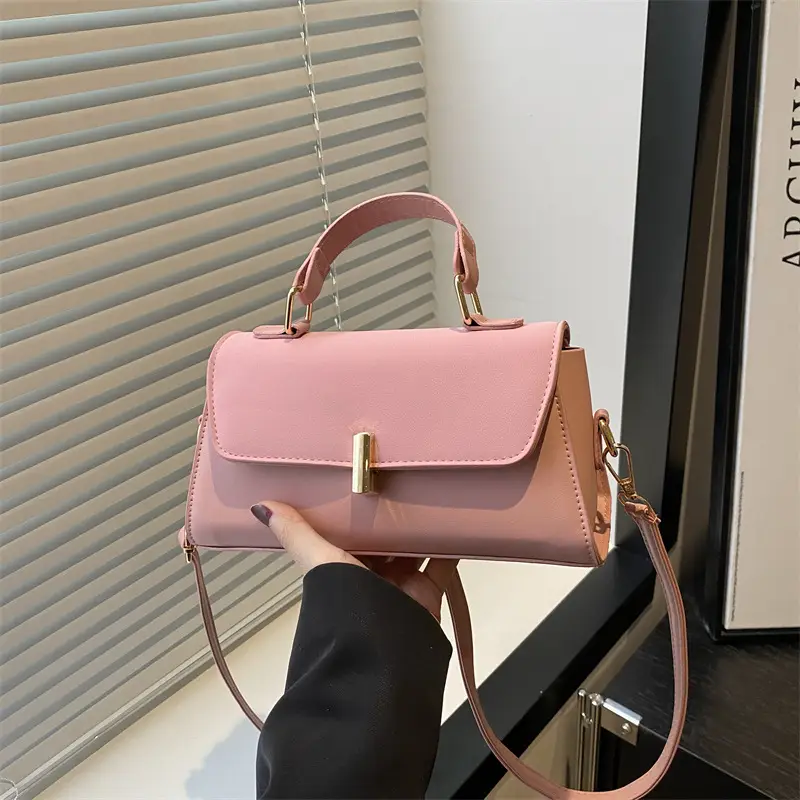 Black Textured Shoulder Bag for Women 2025 - Image 4
