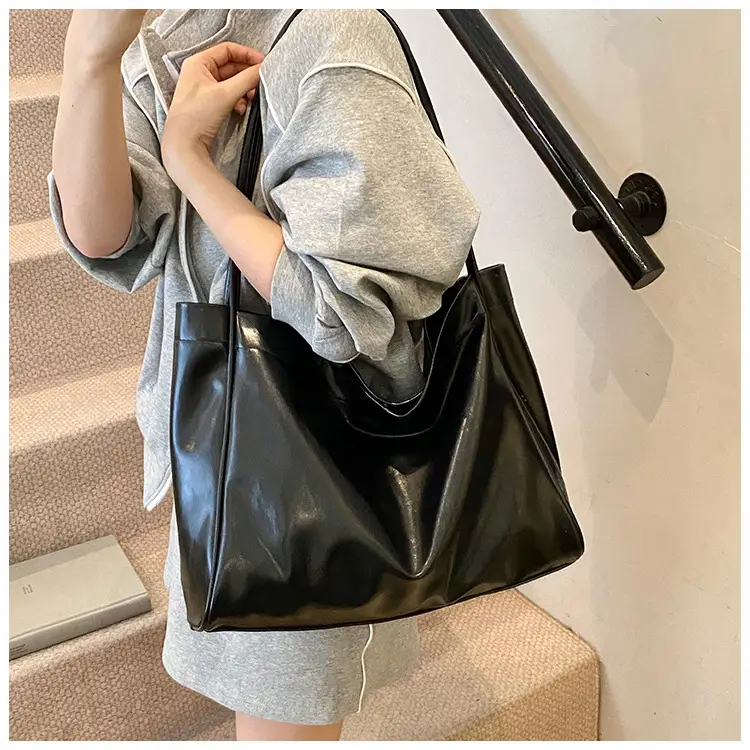 Yellow Large Armpit Tote Bag for Women 2025 — feature 7