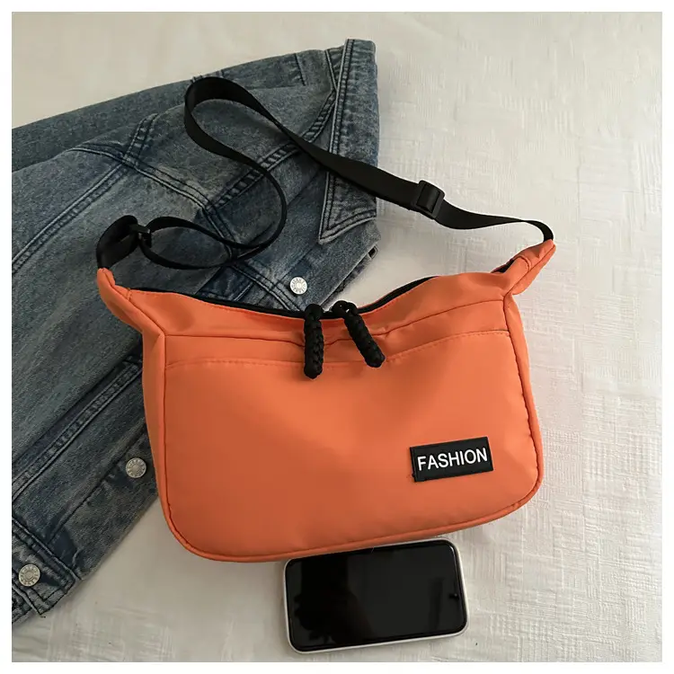 Women Crossbody Bag Large Capacity Lightweight Casual Messenger Bag — feature 8