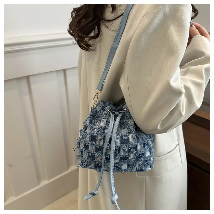 Retro Crossbody Bag Women Casual Shoulder Bag Large Capacity — feature 16