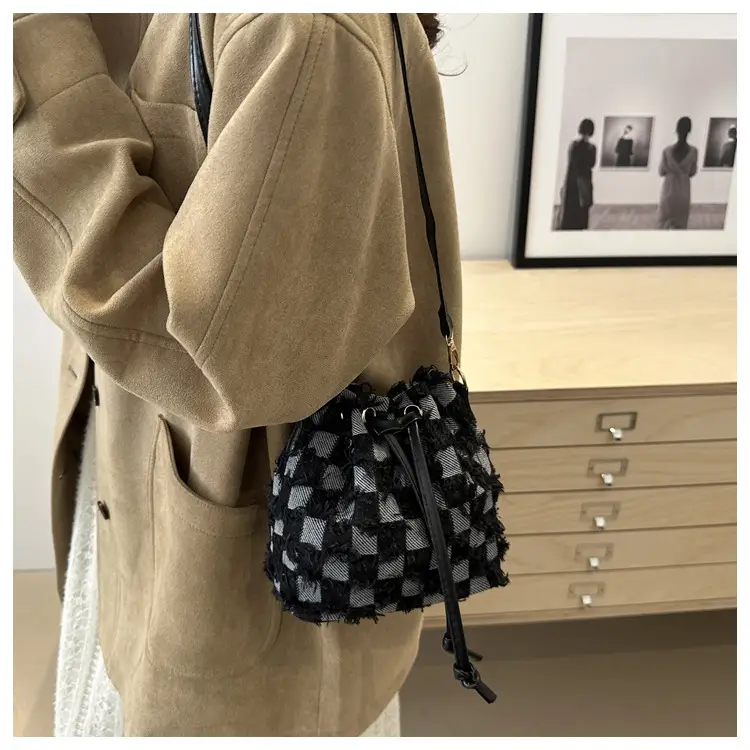 Retro Crossbody Bag Women Casual Shoulder Bag Large Capacity — feature 21
