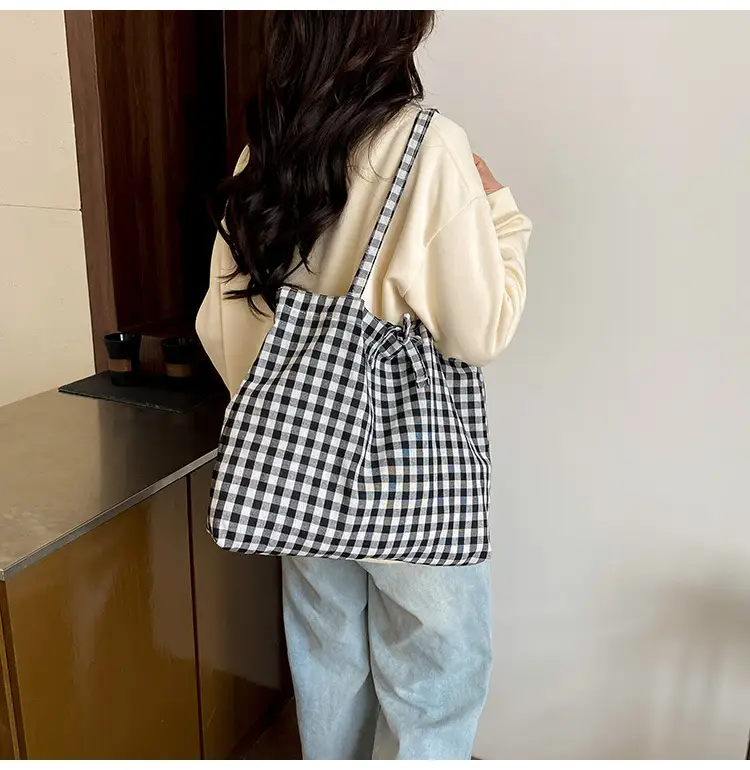 Red Plaid Canvas Shoulder Bag 2025 Large Capacity Travel Tote — feature 10