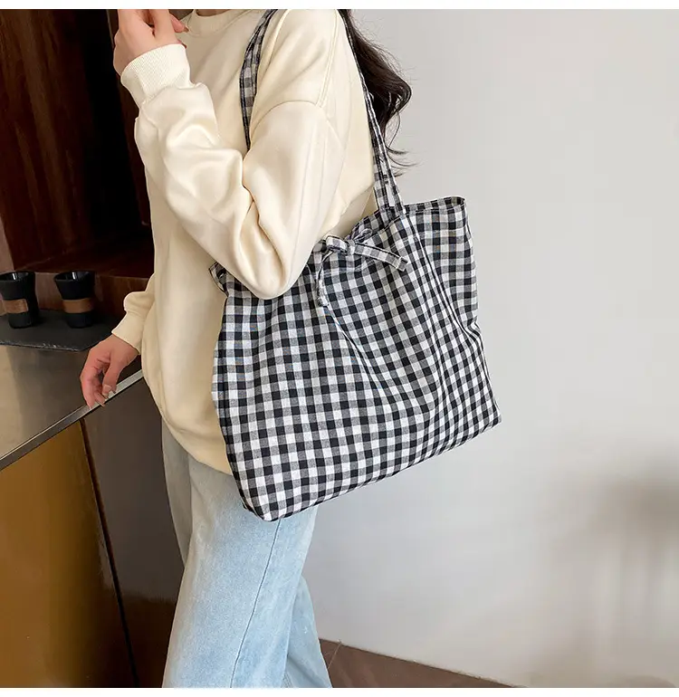 Red Plaid Canvas Shoulder Bag 2025 Large Capacity Travel Tote — feature 11
