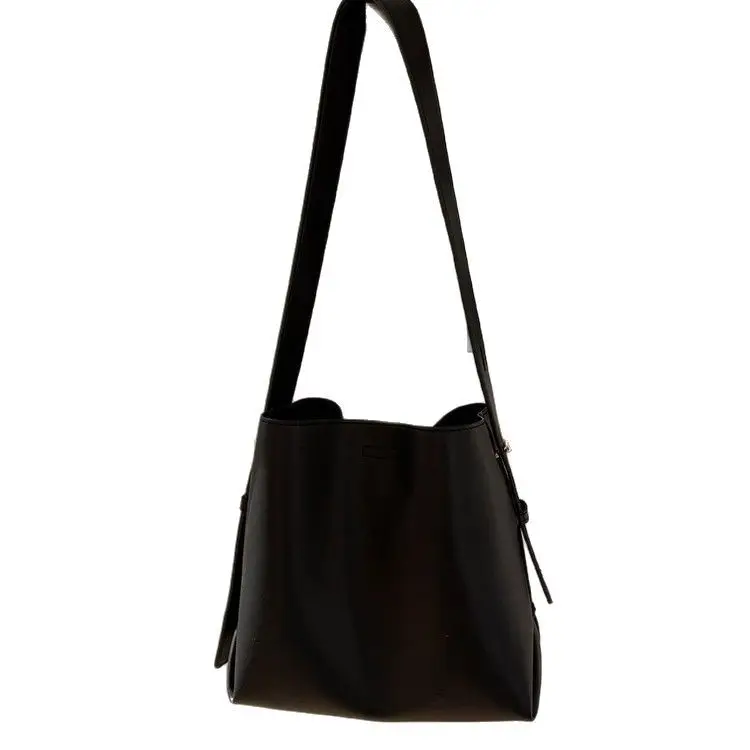 2026 Women's Black Leather Tote Bag Large Capacity - Image 7