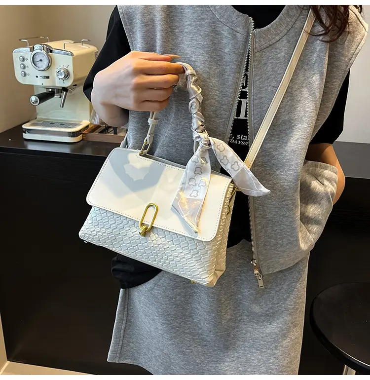 Women's Crossbody Shoulder Bag Cream White Embroidered 2025 — feature 13