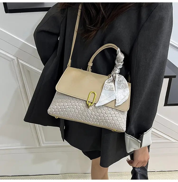 Women's Crossbody Shoulder Bag Cream White Embroidered 2025 — feature 15