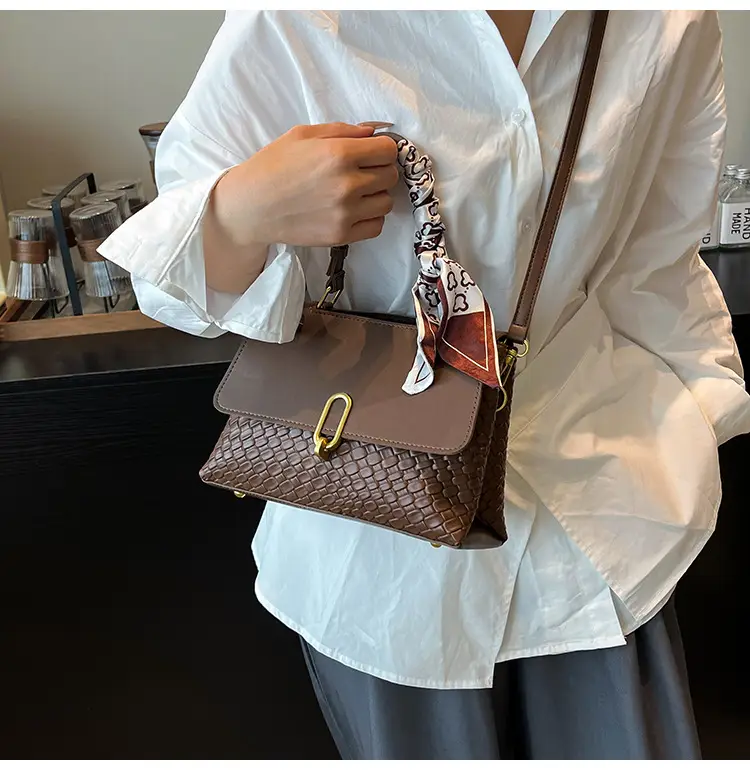 Women's Crossbody Shoulder Bag Cream White Embroidered 2025 — feature 16