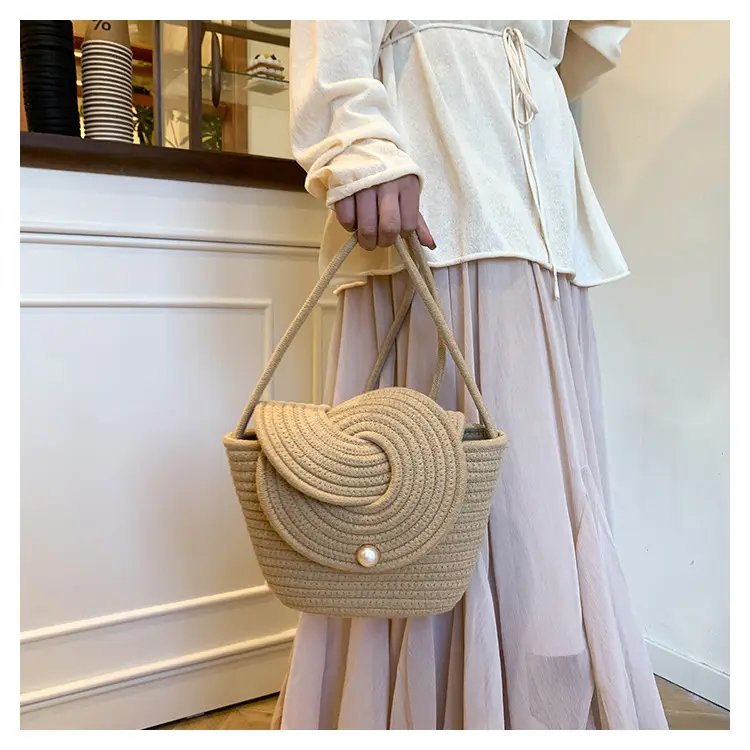 Women's Straw Pearl Crossbody Bag Mini Beach Bag — feature 7