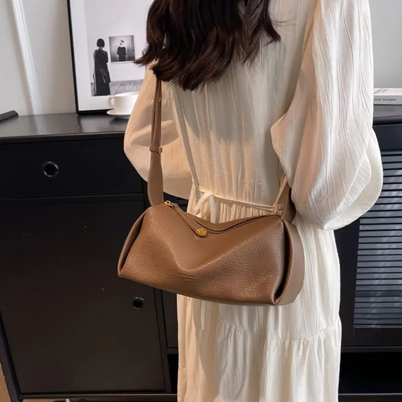 Women's Pink Textured Shoulder Bag 2026 - Image 6