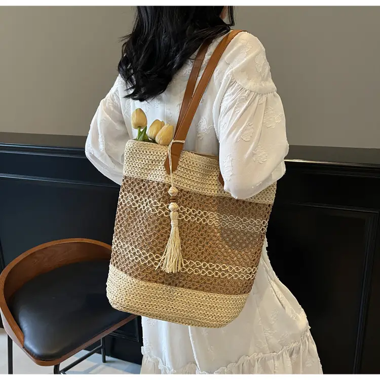 Straw Tote Bag Forest Color Casual Commute Vacation — feature 26