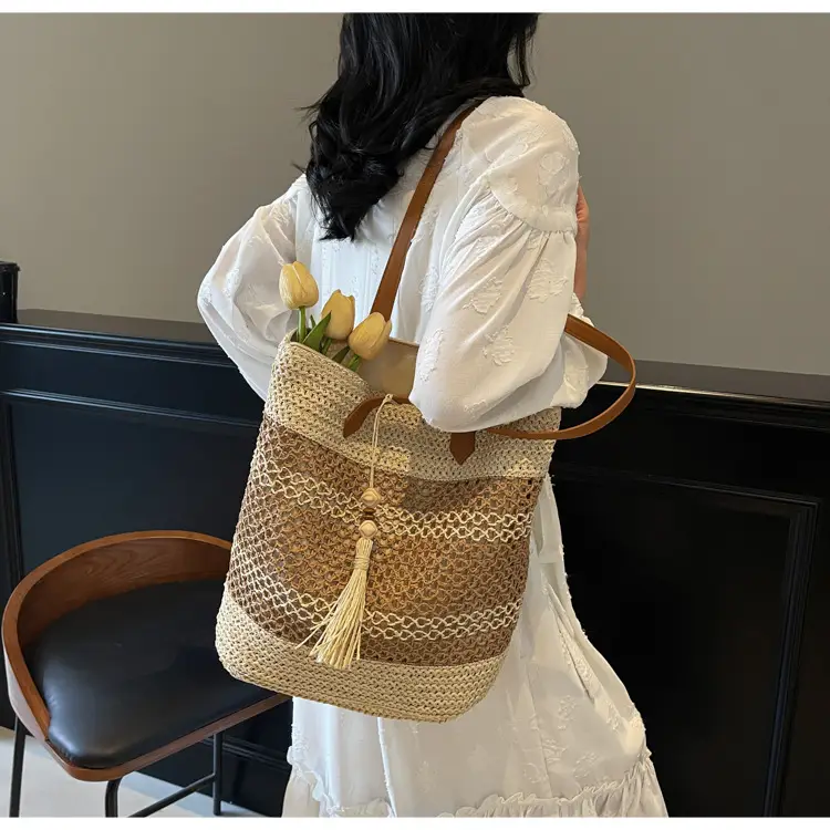 Straw Tote Bag Forest Color Casual Commute Vacation — feature 28