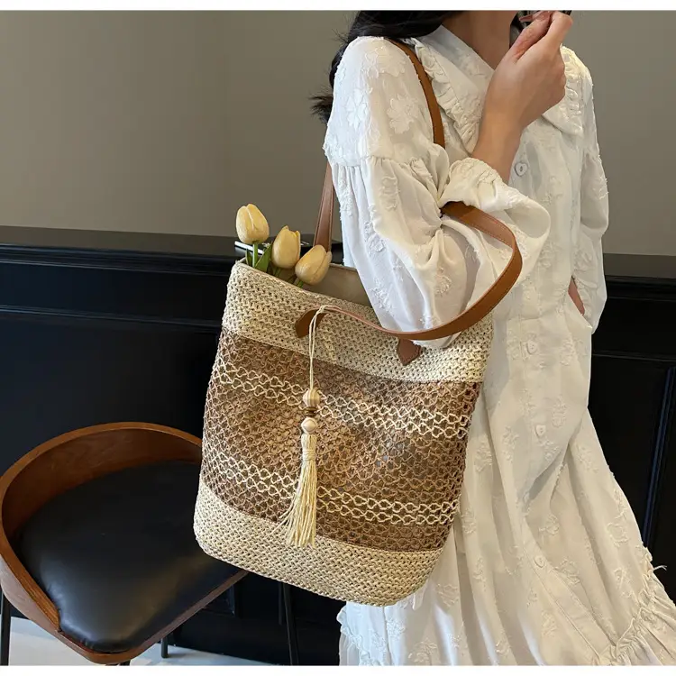 Straw Tote Bag Forest Color Casual Commute Vacation — feature 29