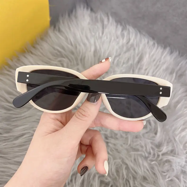 Queen Jiaer White Cat Eye Sunglasses for Men — feature 18