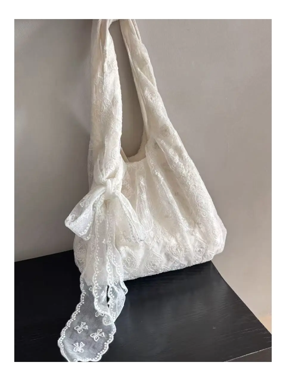 White Korean Style Lace Shoulder Tote Bag for Women - Image 3