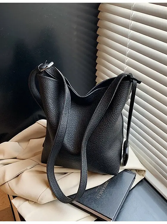 Black Leather Bucket Bag for Women 2025 - Image 5