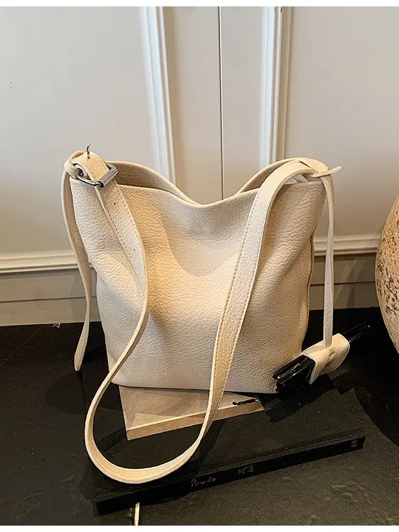 Black Leather Bucket Bag for Women 2025 - Image 6