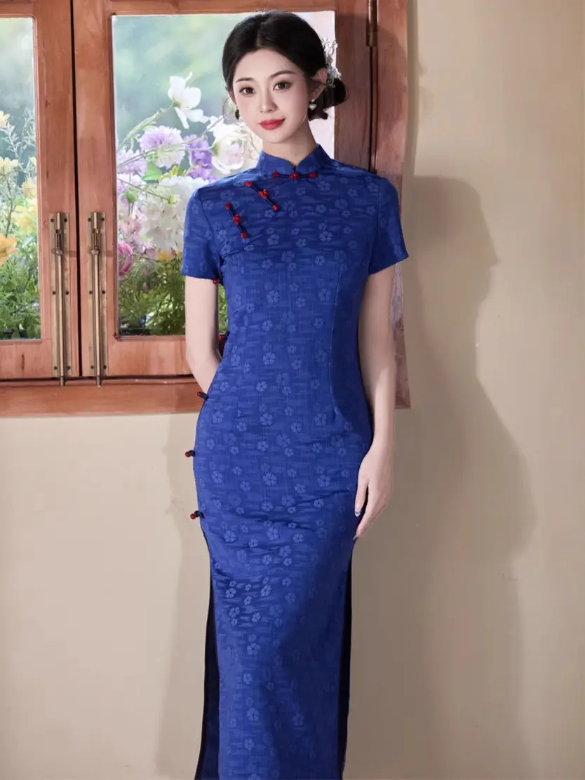 2025 Dark Blue Jacquard Side Button Cheongsam