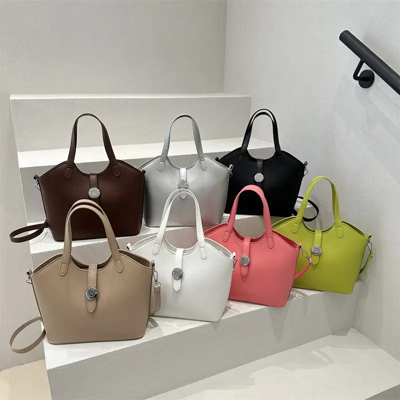 Green Vintage Niche Handbag for Women - Image 11