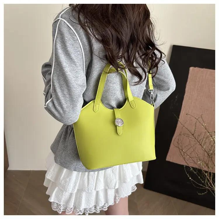 Green Vintage Niche Handbag for Women — feature 25