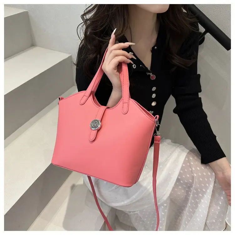Green Vintage Niche Handbag for Women — feature 28