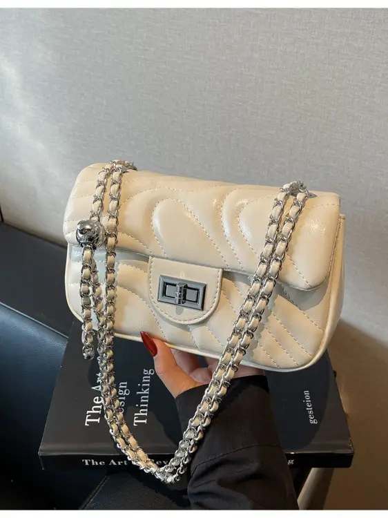 Black Chain Crossbody Bag Korean Style 2026 - Image 9