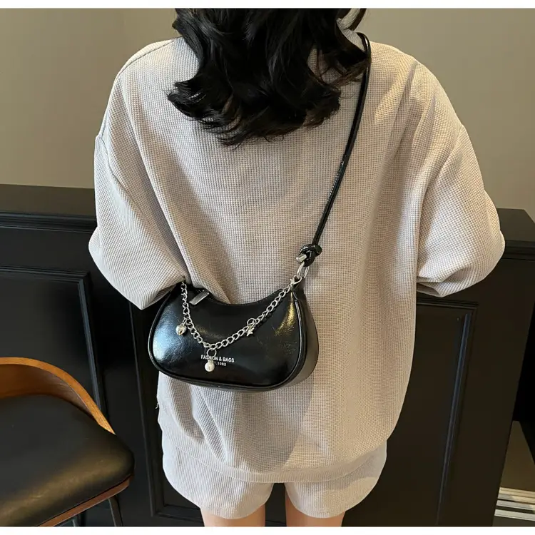 Elegant Yellow Chain Shoulder Bag for Women — feature 18