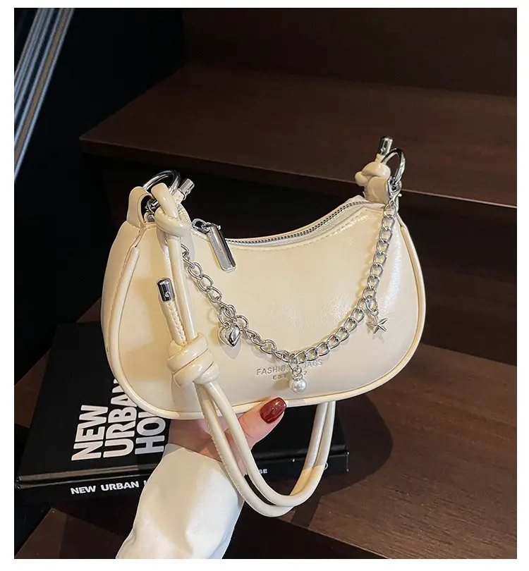 Elegant Yellow Chain Shoulder Bag for Women — feature 3