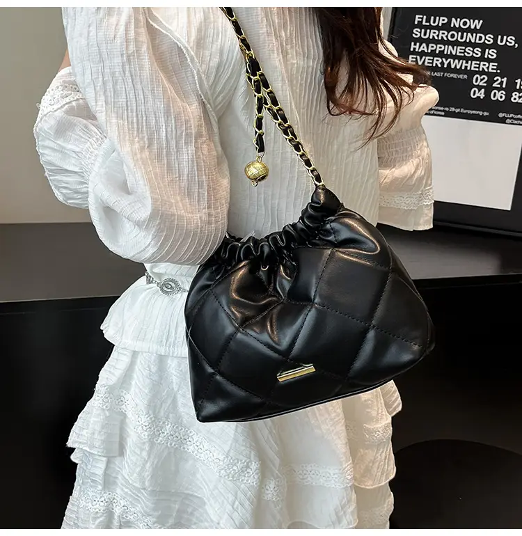 Quilted Chain Bucket Bag for Women 2025 New Fashion — feature 17