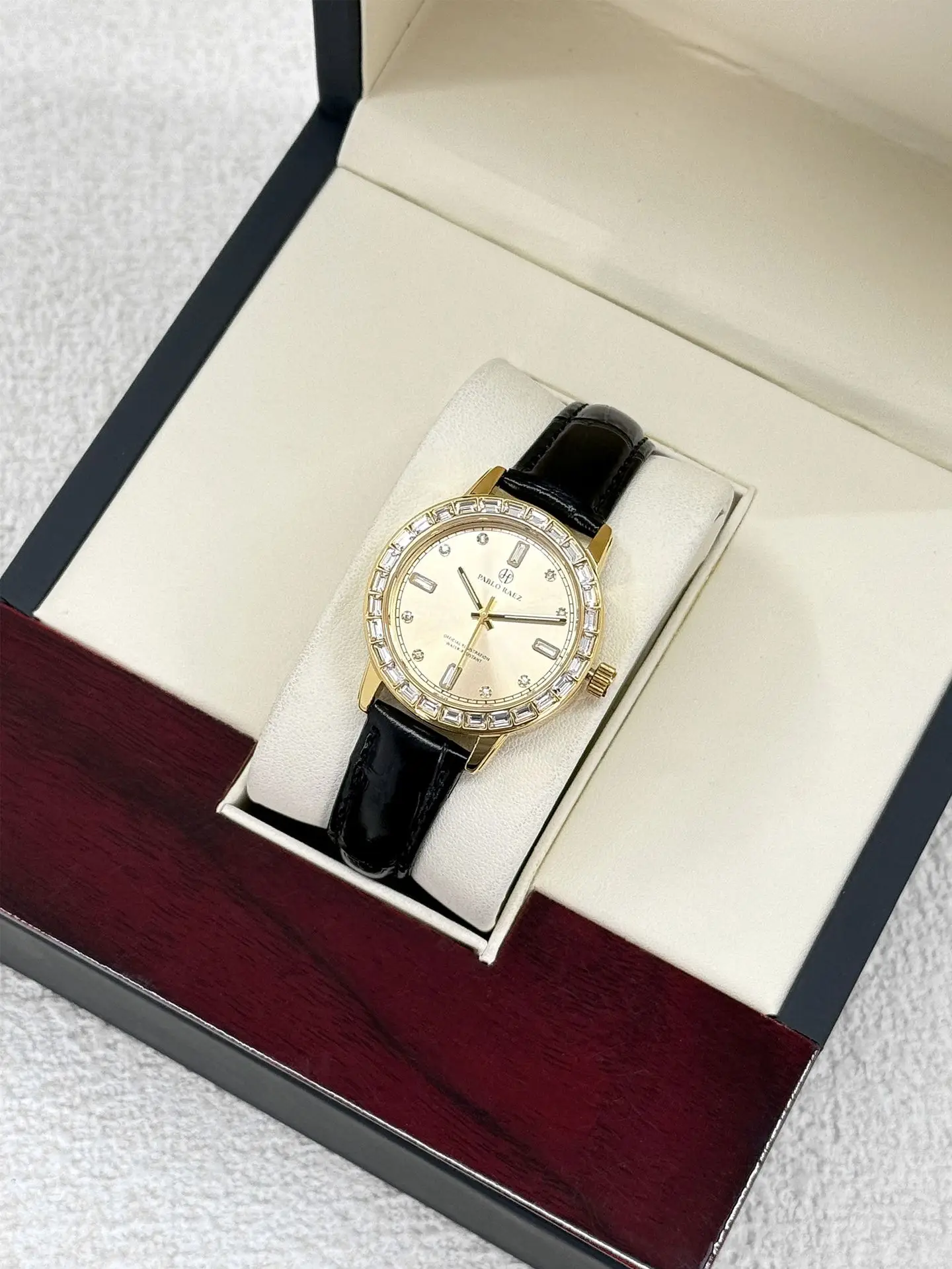 Gold Diamond Watch for Women Black Strap Luxury Fashion — feature 11