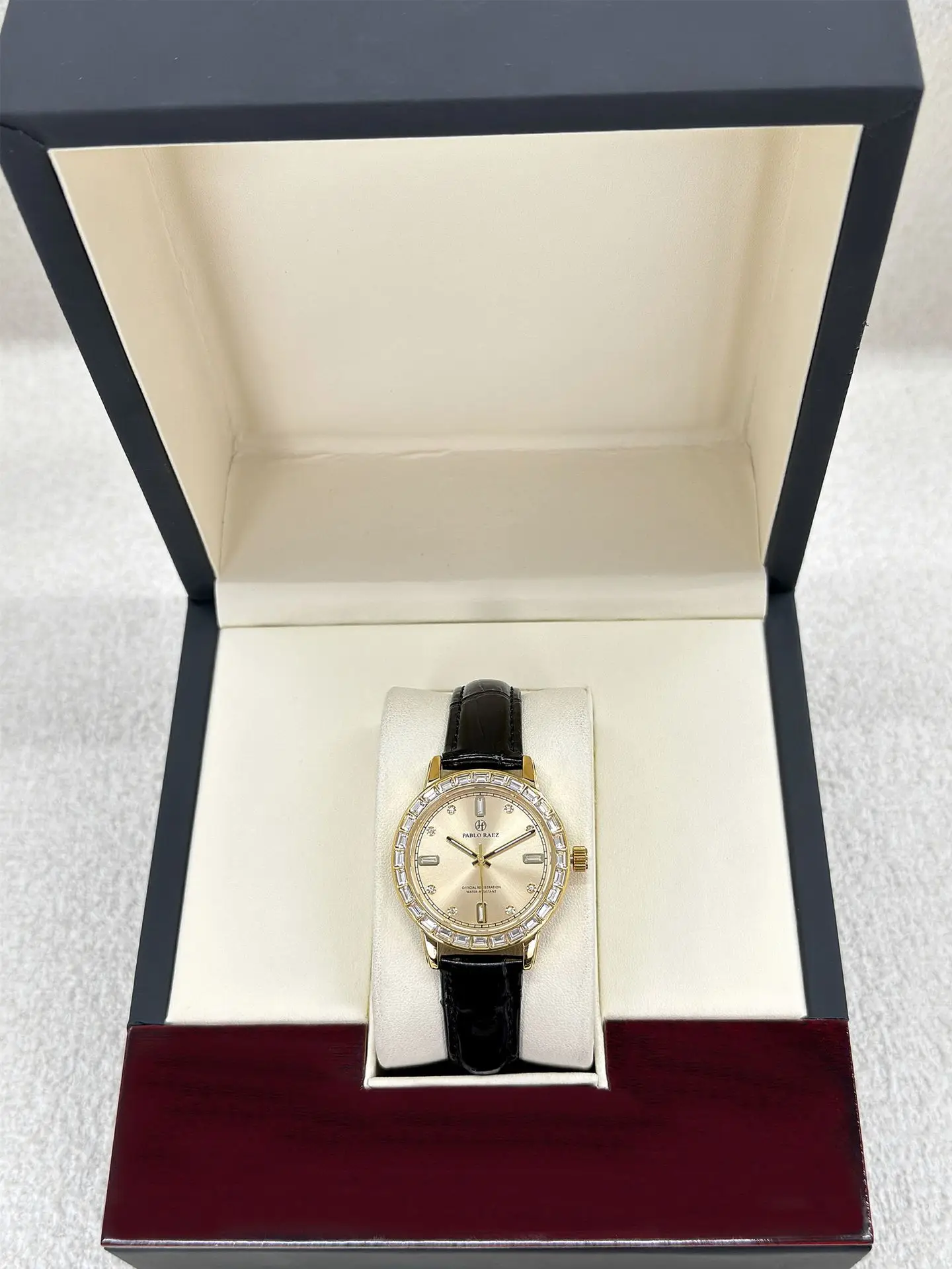 Gold Diamond Watch for Women Black Strap Luxury Fashion — feature 13
