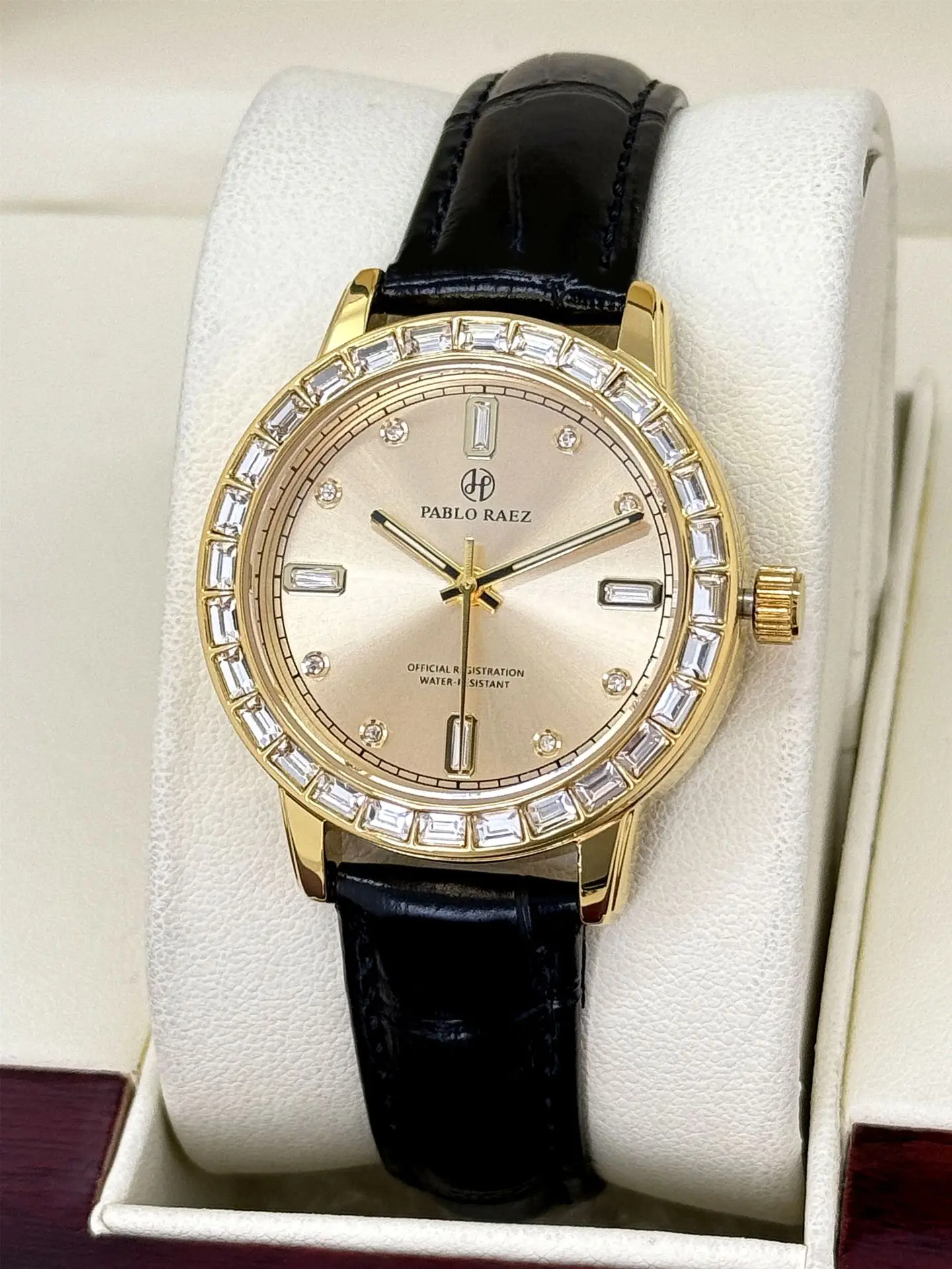 Gold Diamond Watch for Women Black Strap Luxury Fashion — feature 7