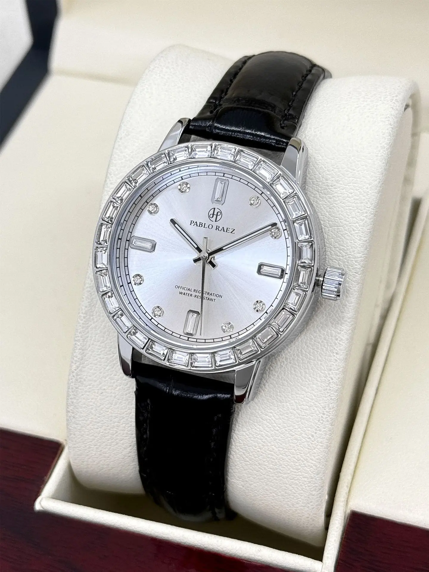 Gold Diamond Watch for Women Black Strap Luxury Fashion - Image 4