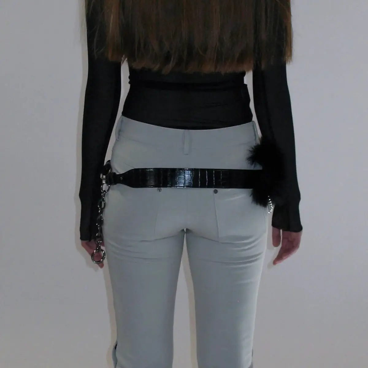 2025 Fur Belt Y2K Retro Silver Sparkle Belt — feature 1