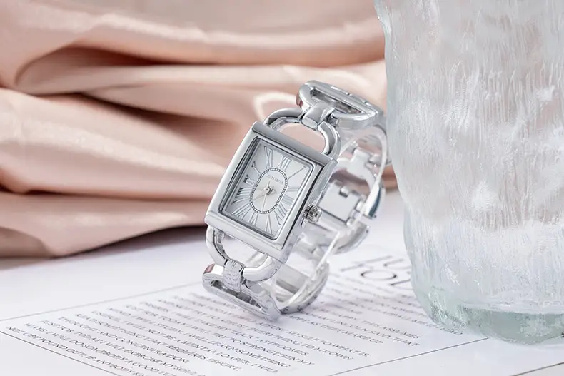 Rose Gold Rectangular Women's Quartz Watch with Roman Face — feature 10