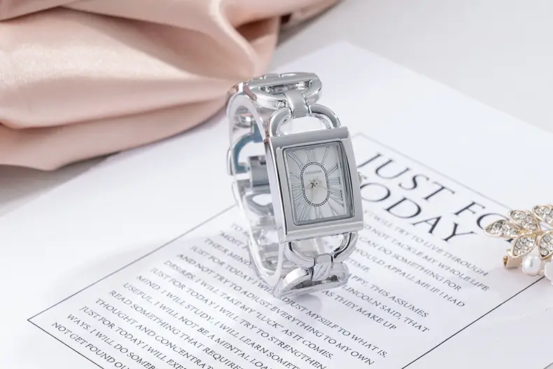 Rose Gold Rectangular Women's Quartz Watch with Roman Face — feature 9