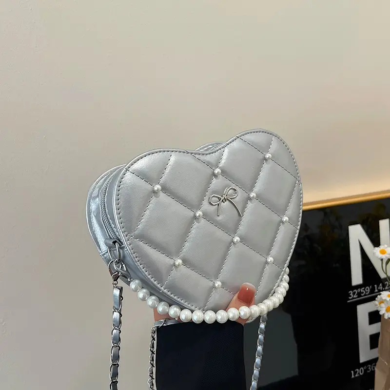 Pink Heart-Shaped Diamond Embossed Shoulder Bag for Women - Image 7