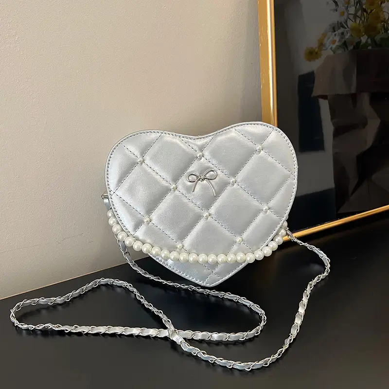 Pink Heart-Shaped Diamond Embossed Shoulder Bag for Women — feature 15