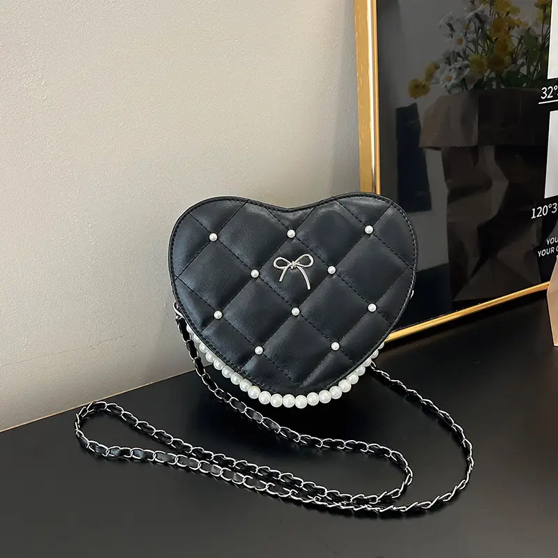 Pink Heart-Shaped Diamond Embossed Shoulder Bag for Women — feature 18
