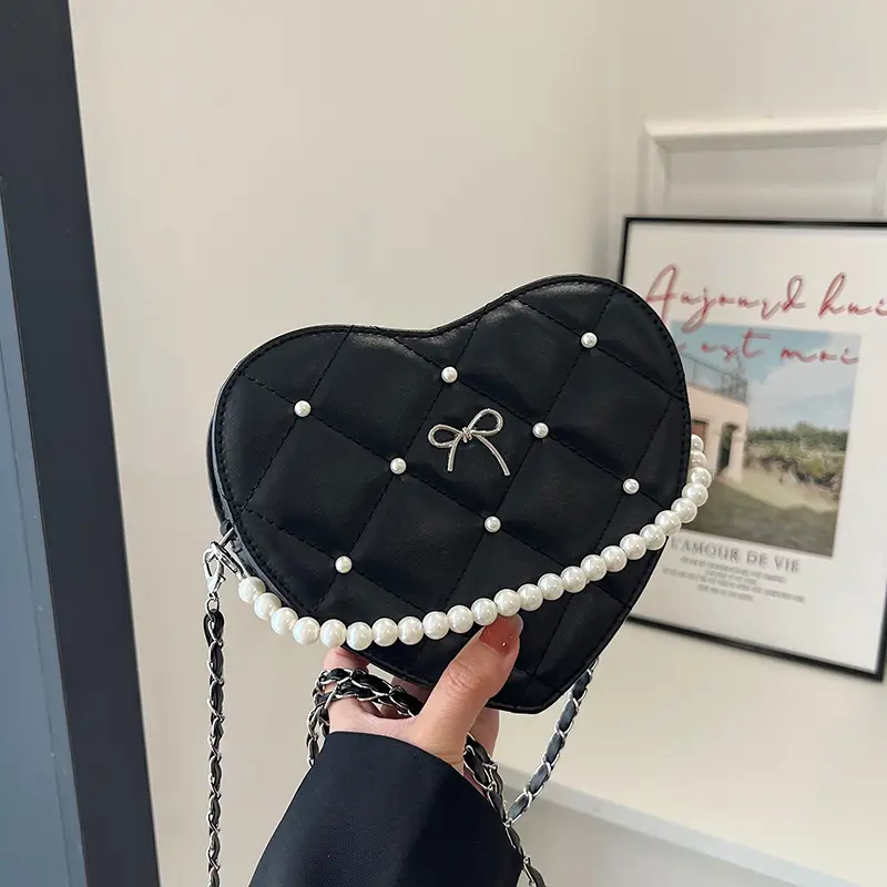 Pink Heart-Shaped Diamond Embossed Shoulder Bag for Women — feature 22