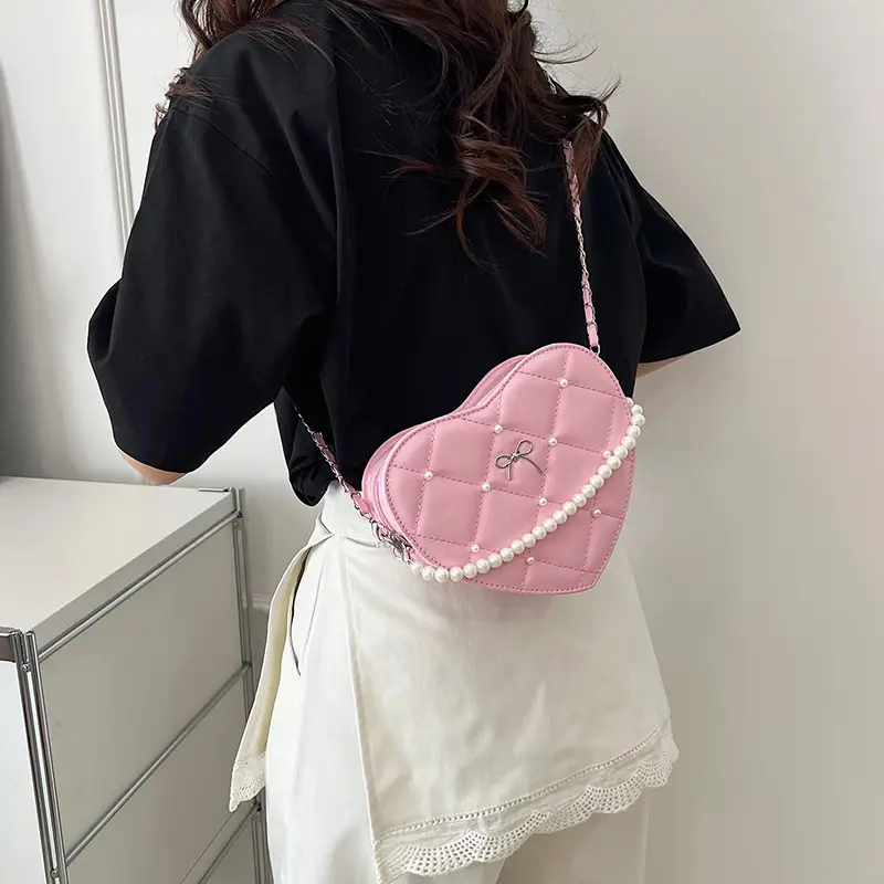 Pink Heart-Shaped Diamond Embossed Shoulder Bag for Women — feature 24