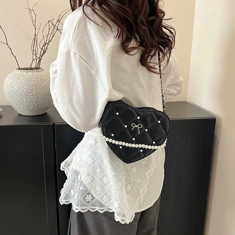 Pink Heart-Shaped Diamond Embossed Shoulder Bag for Women — feature 30