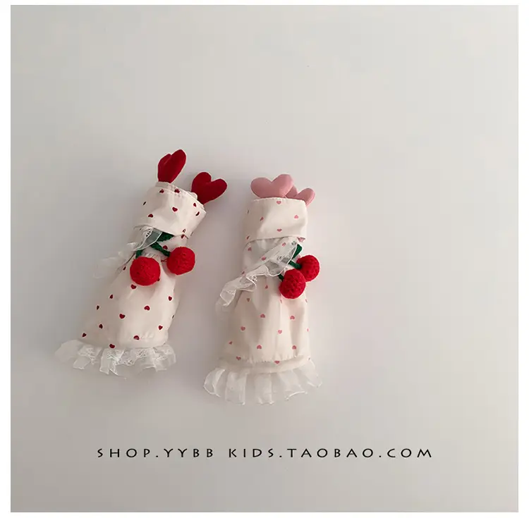 Baby Sun Hat with Duck Tongue & Heart Decor — feature 6