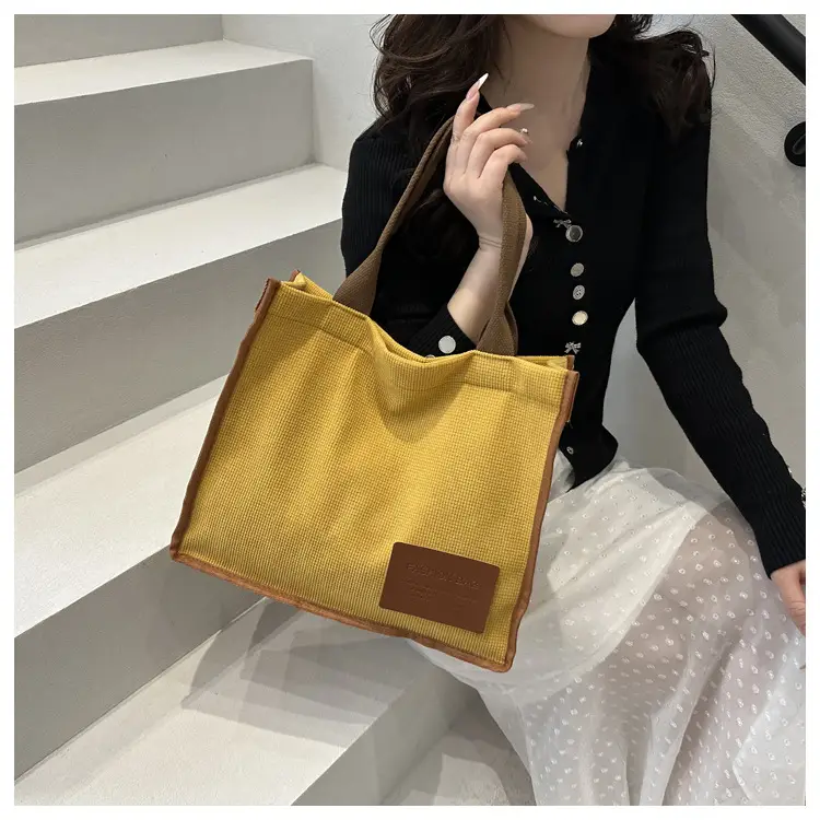 Women's Japanese Style Large Tote Bag 2025 — feature 13