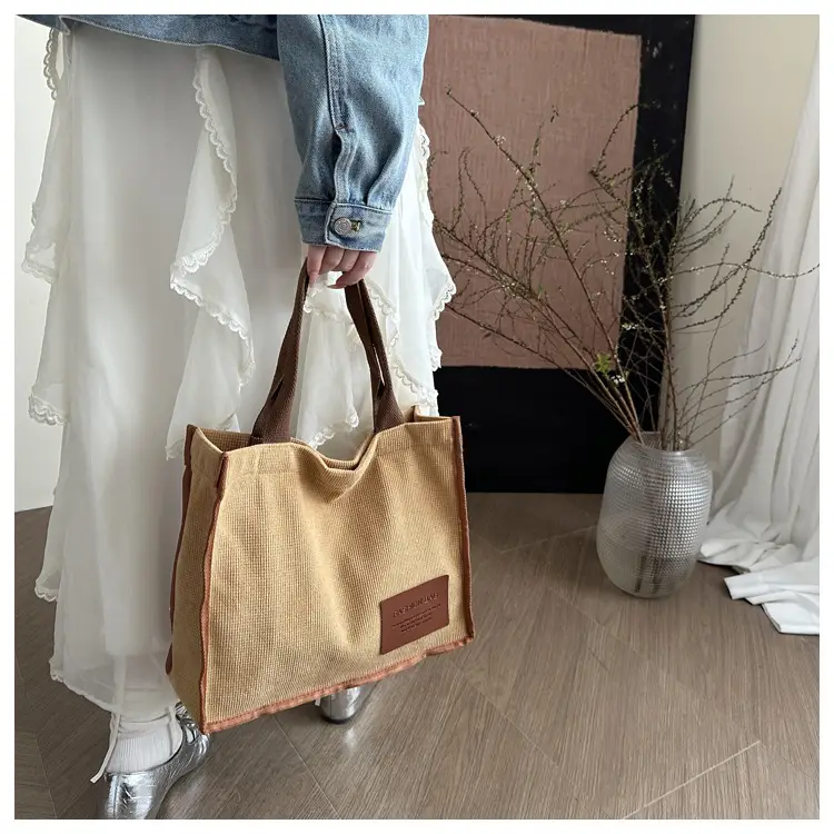 Women's Japanese Style Large Tote Bag 2025 — feature 18