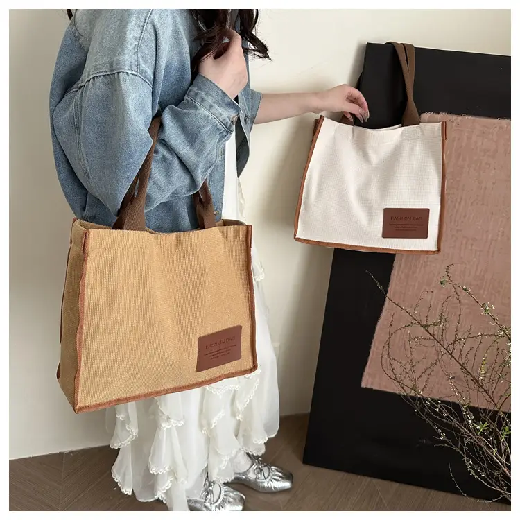 Women's Japanese Style Large Tote Bag 2025 — feature 21