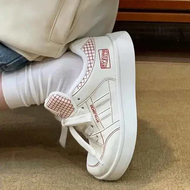 Women White Thick Casual Sneakers 2025