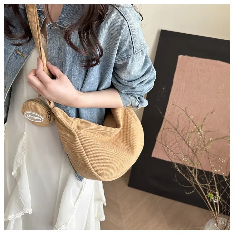 Women's Cream Crossbody Bag 2025 Spring New — feature 7