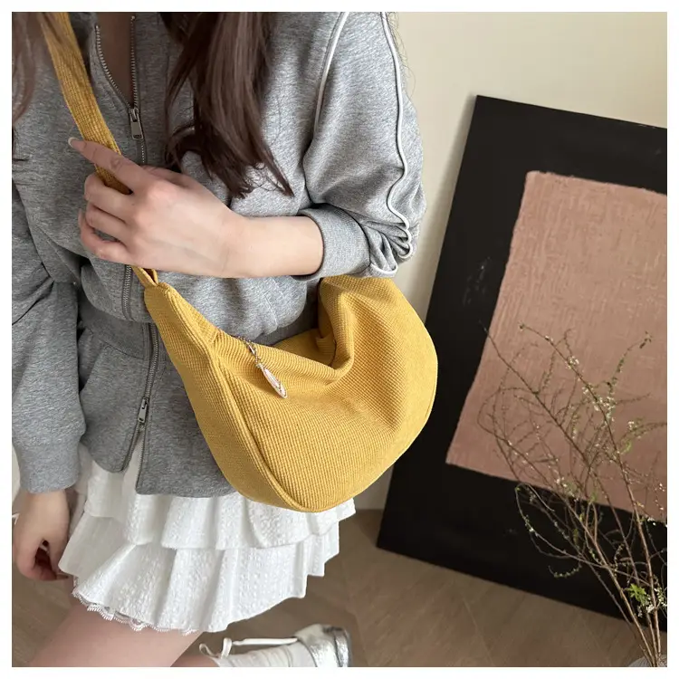 Women's Large Canvas Shoulder Bag Beige 2025 Spring Summer — feature 11